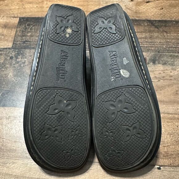 Alegria Alli Choco and Gold Rose Loafers - Picture 8 of 9